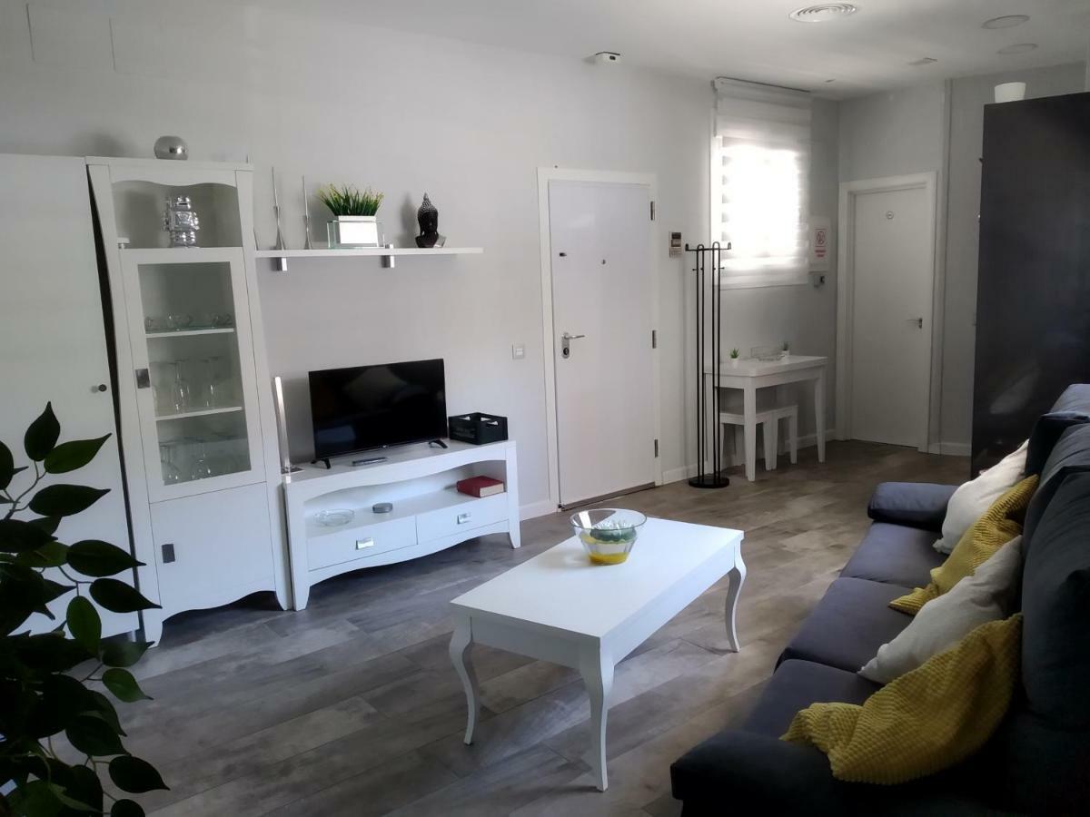 Carihuela New Design On Lejlighed *